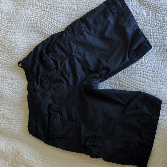 Club Monaco Cargo Shorts - Picture 3 of 5